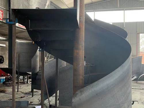 ���Θ���013